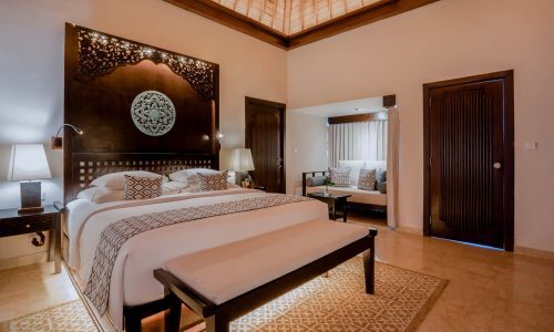 Stay 2 Night Free Upgrade